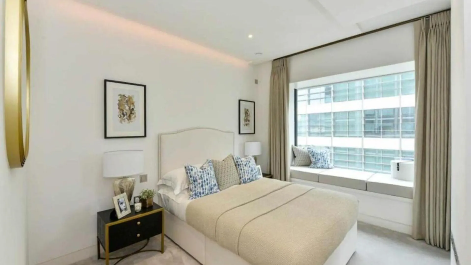 Luxury Riverside Penthouse 2000Sqft London 0*,  United Kingdom